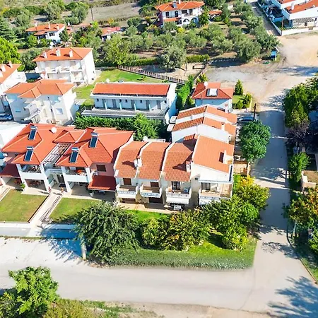 Guedin Sea Side Maisonette, Nikiti Exteriér fotografie