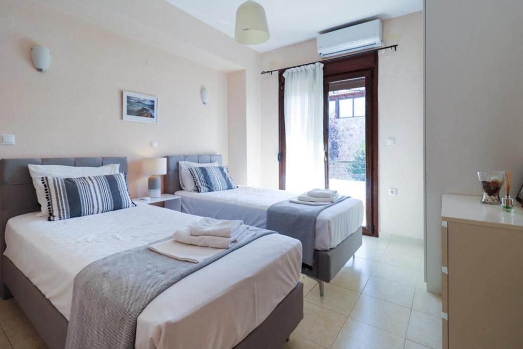 Guedin Sea Side Maisonette,