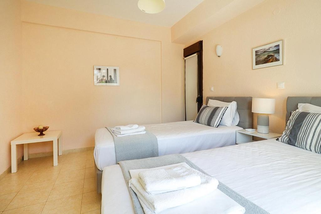 Guedin Sea Side Maisonette, * Nikiti (Sithonia)