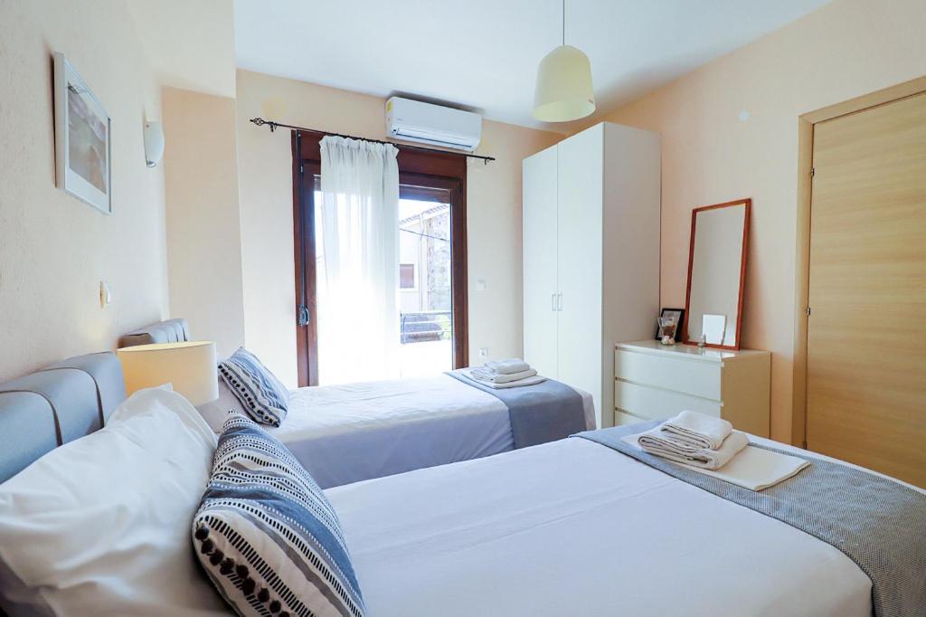Holiday home Guedin Sea Side Maisonette, *