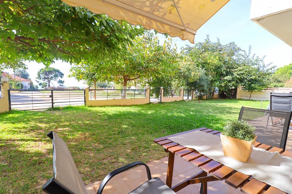 Guedin Sea Side Maisonette, Holiday home