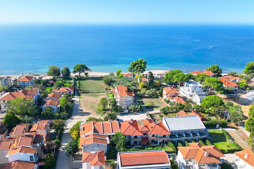 Guedin Sea Side Maisonette, *